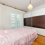 Apartments Bozjidar